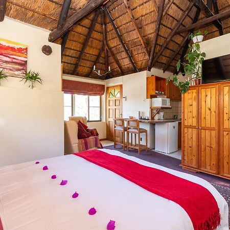 Montagu Little Sanctuary - Hot Spring Access At Reduced Price Lejlighed Eksteriør billede