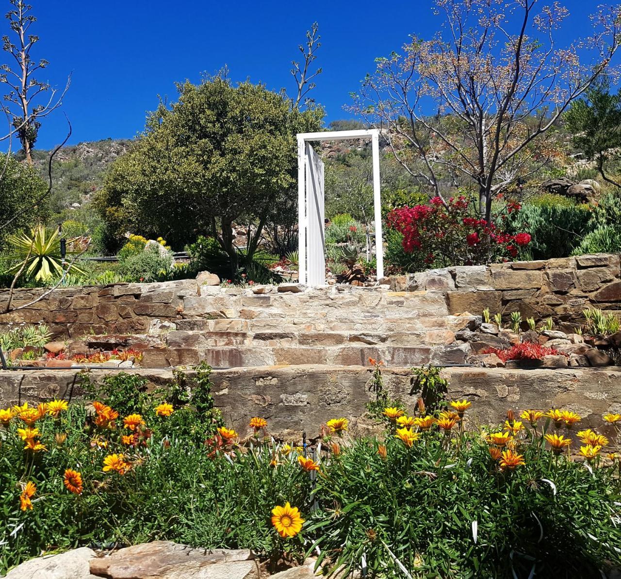 Montagu Little Sanctuary - Hot Spring Access At Reduced Price Lejlighed Eksteriør billede