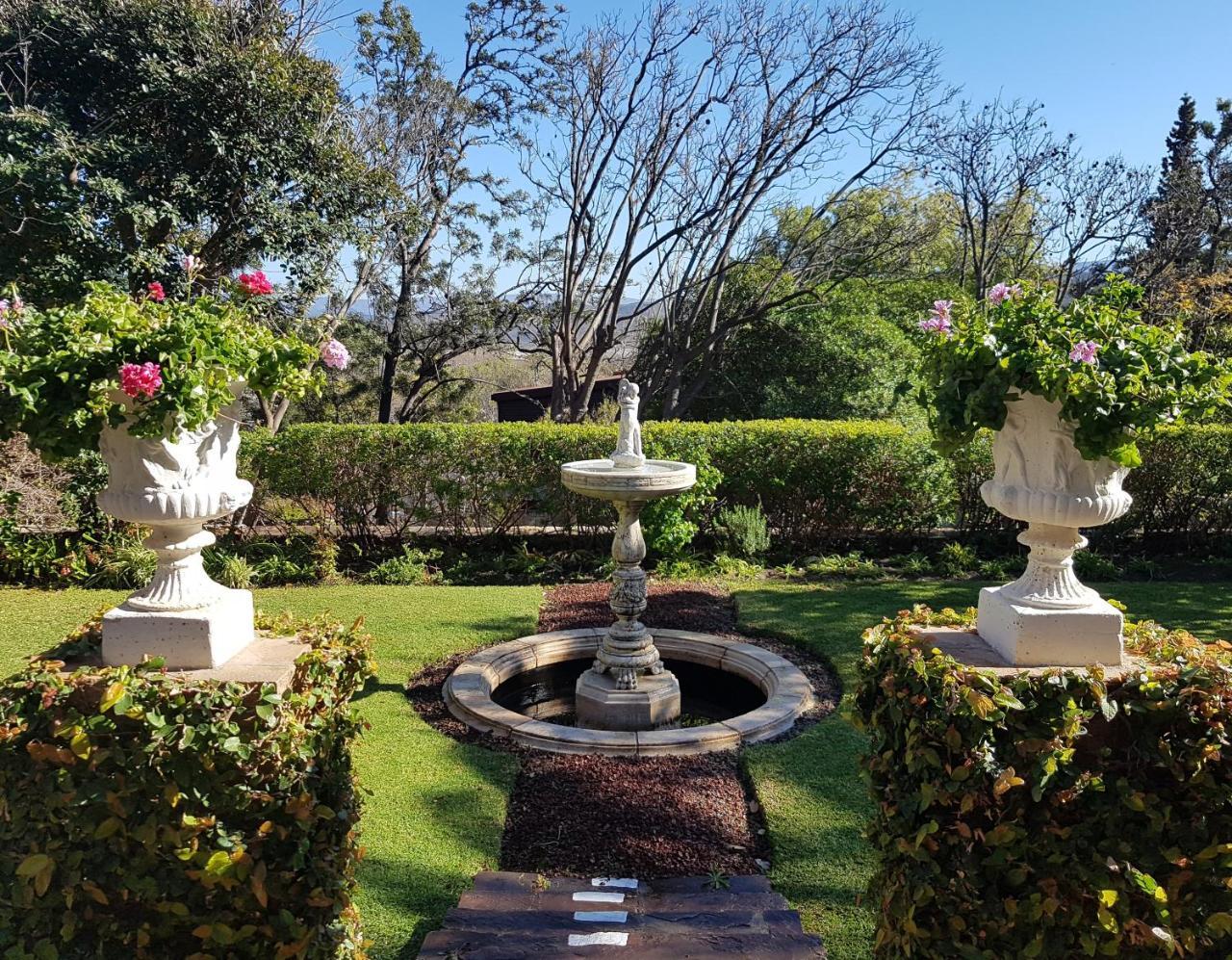 Montagu Little Sanctuary - Hot Spring Access At Reduced Price Lejlighed Eksteriør billede
